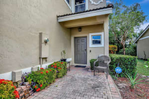 5472 NW 90th Ter 5472, Sunrise, FL 33351 Sold 11/25/24