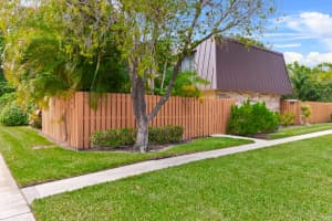 5624 SE Windsong Ln 422, Stuart, FL 34997 Sold 12/05/24