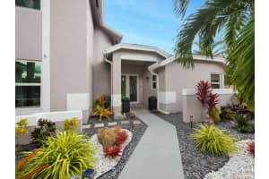 1038 SW 149th Ter, Sunrise, FL 33326 Sold 12/16/24