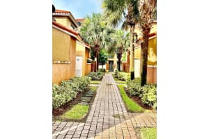 732 106th Avenue, Hollywood, FL 33025 - MLS#F10467863