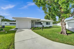 1581 NW 85th Ter, Plantation, FL 33322 Sold 04/18/25