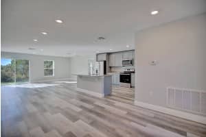 4401 Palmarito St, Sebring, FL 33872 Sold 01/03/25