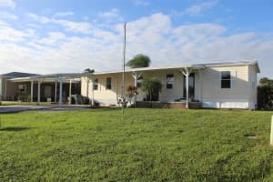 2521 SE 33rd St, Taylor Creek, FL 34974 Sold 02/04/25
