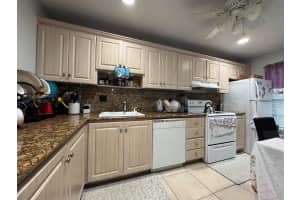 8640 NW 11th St A152, Plantation, FL 33322 Sold 01/09/25