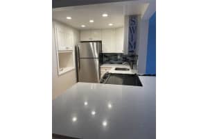 1731 SE 15 206, Fort Lauderdale, FL 33316 - MLS#F10467968