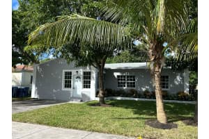 471 NW 108th St, Miami, FL 33168 Sold 03/27/25