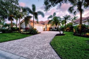 115 Lost Bridge Dr, Palm Beach Gardens, FL 33410 Sold 03/28/25
