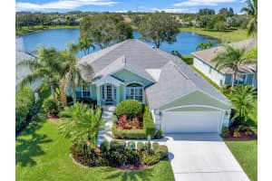 395 E Temple Ct, Vero Beach, FL 32968 Sold 12/23/24