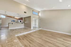 8208 Cassia Ter, Tamarac, FL 33321 Sold 12/13/24