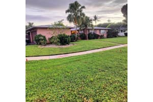 6800 NW 7th St, Plantation, FL 33317 - MLS#F10468065