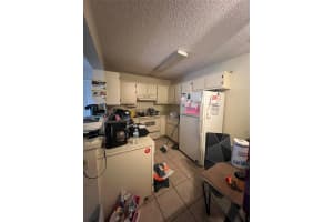 301 Palm Way 202, Pembroke Pines, FL 33025 Sold 01/06/25