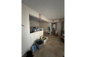 301 Palm Way 202, Pembroke Pines, FL 33025 Sold 01/06/25