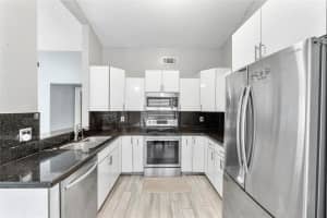 1410 SW 85th Ter, Pembroke Pines, FL 33025 Sold 01/31/25