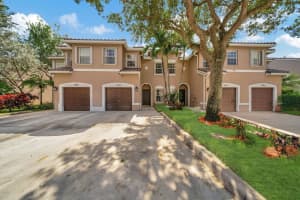 13202 NW 7th Pl 13202, Plantation, FL 33325 Sold 01/28/25