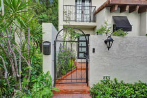 813 SE 2nd St, Fort Lauderdale, FL 33301 Sold 02/18/25