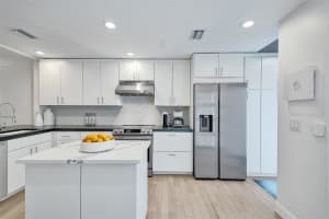 813 SE 2nd St, Fort Lauderdale, FL 33301 Sold 02/18/25