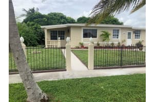 611 SW 28th Ter, Fort Lauderdale, FL 33312 Sold 12/06/24