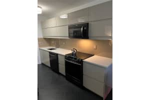 3250 NE 28th St 306, Fort Lauderdale, FL 33308 Sold 04/25/25