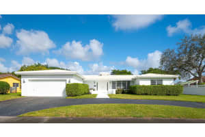 4911 Monroe St, Hollywood, FL 33021 Sold 04/11/25