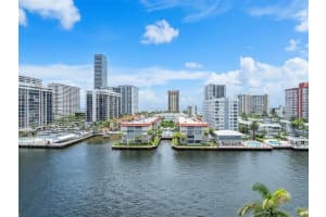 2081 S Ocean Dr 208, Hallandale Beach