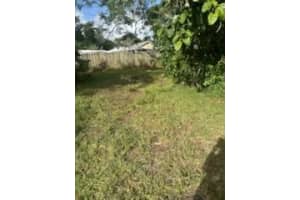 127 NE 8th St, Pompano Beach, FL 33060 Sold 01/28/25
