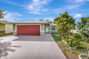 2490 NW 4th court, Pompano Beach, FL 33060 Sold 01/24/25