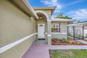 2490 NW 4th court, Pompano Beach, FL 33060 Sold 01/24/25
