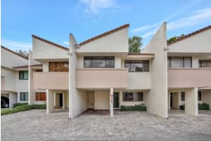 1615 Cypress Pointe Dr 1615, Coral Springs, FL 33071 Sold 02/12/25