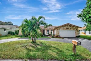 992 NW 82nd Ave, Coral Springs, FL 33071 Sold 12/23/24