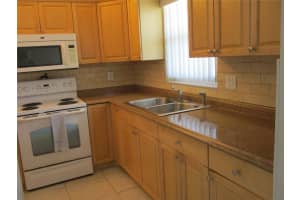 1300 N 12th Ct 7B, Hollywood, FL 33019 Sold 02/10/25