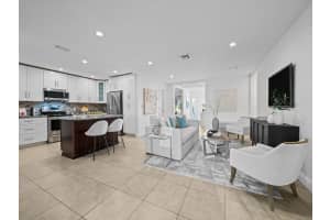 318 SW 33rd Ave, Deerfield Beach, FL 33442 Sold 12/19/24