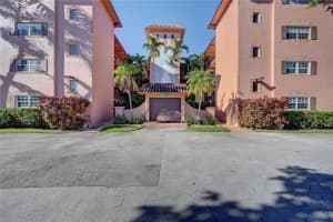 630 Tennis Club Dr 307, Fort Lauderdale, FL 33311 - MLS#F10468536