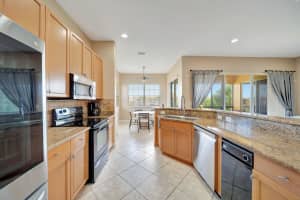 8204 NW 128th Ln 8204, Parkland, FL 33076 Sold 01/21/25