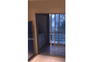 MLS# F10468587, Hollywood, Florida 33024