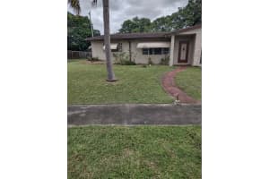 2833 NW 35th Ter, Lauderdale Lakes, FL 33311 Sold 07/03/25