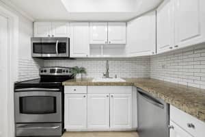 1535 SE 15th St 204, Fort Lauderdale, FL 33316 Sold 11/15/24
