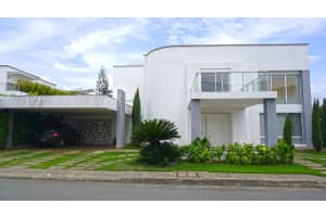 21-115 Carrera 142 Other, FL 00000 - MLS#F10468743