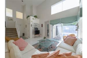 1140 Pin Oak St, Hollywood, FL 33019 Sold 05/30/25