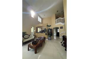 15384 SW 14th St, Miami, FL 33194 Sold 02/04/25