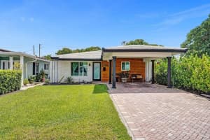 1366 NE 39th St, Oakland Park, FL 33334 Sold 04/28/25
