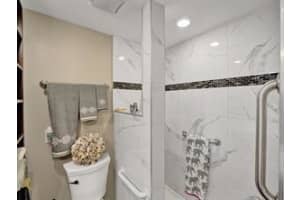 5860 NW 44th St 509, Lauderhill, FL 33319 Sold 04/14/25