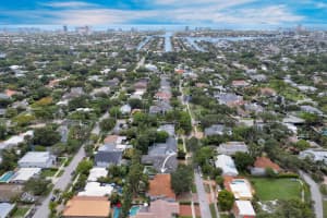 805 SE 10th St, Fort Lauderdale, FL 33316 - MLS#F10469273
