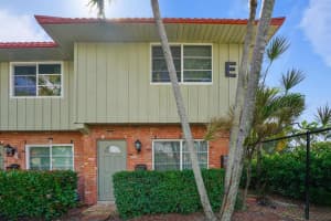 152 NE 20th Ct 10E, Wilton Manors, FL 33305 Sold 12/18/24