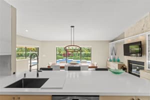 11021 NW 7th St, Plantation, FL 33324 Sold 03/18/25