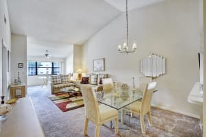 7674 Tahiti Ln 205, Lake Worth, FL 33467 Sold 12/20/24