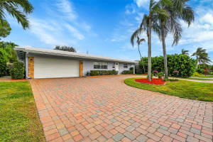 5750 NE 19th Ave, Fort Lauderdale, FL 33308 Sold 04/23/25