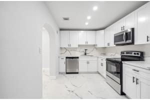 7340 NW 1st Ct, Pembroke Pines, FL 33024 Sold 02/10/25