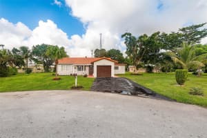 7100 NW 91st Ter, Tamarac, FL 33321 Sold 01/14/25