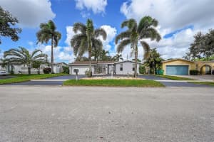 9221 SW 55th Ct, Cooper City, FL 33328 Sold 02/11/25