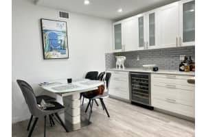 930 SE 9th Ave 6, Pompano Beach, FL 33060 Sold 01/23/25